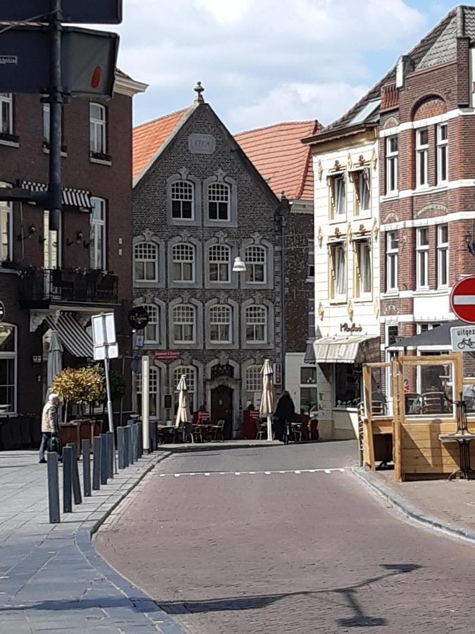 Roermond Uniek Stadspand, Compleet Woonhuis ภายนอก รูปภาพ